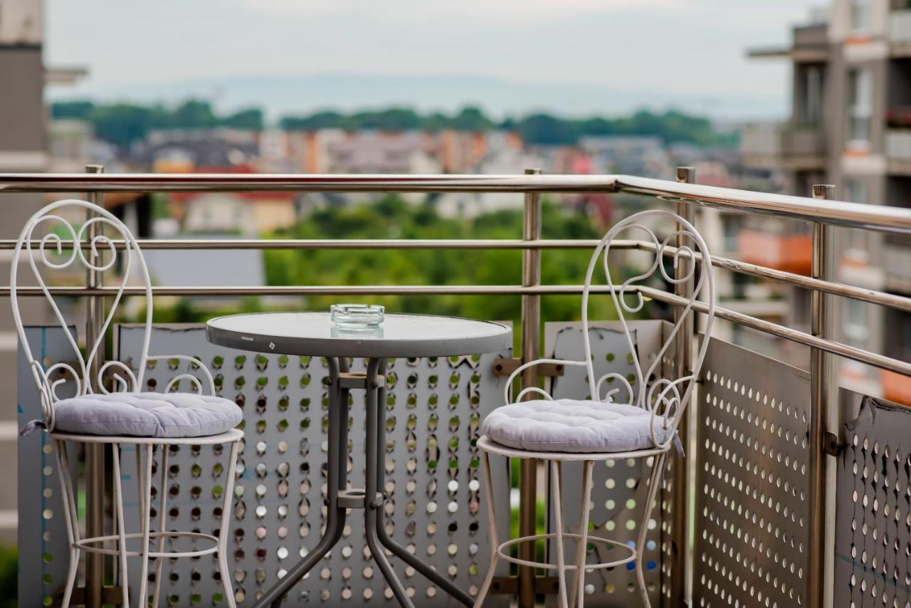Lilibeth Apartments Braşov Exteriör bild